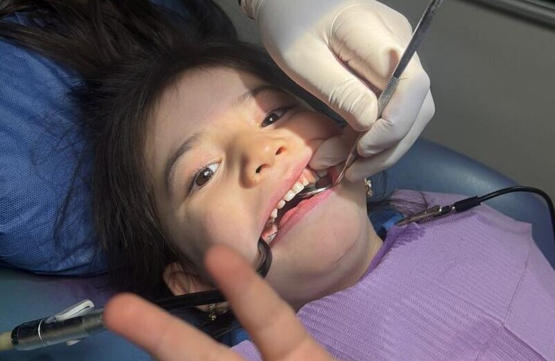 Paciente con brackets de ortodoncia